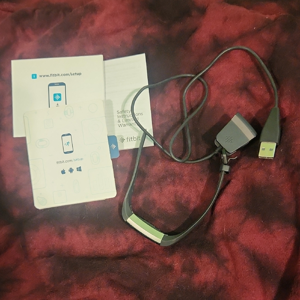 Fitbit Alta HR
